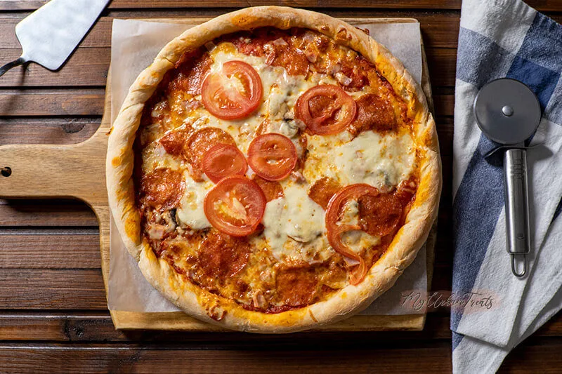 Homemade easy pizza recipe