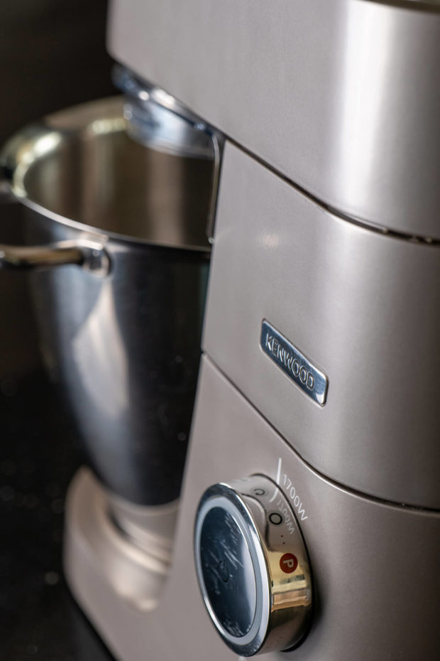 Product Review Kenwood Chef XL Titanium │ My Urban Treats