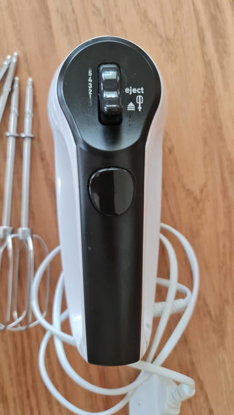 8 Month Review of the Moulinex Quick Mix Hand Mixer